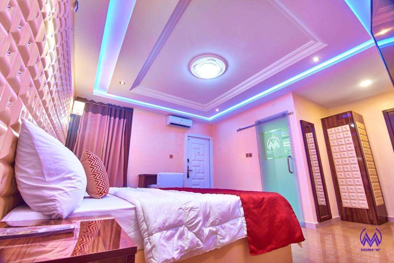 Double M Exquisite Suites And Lounge Lekki Ogombo Zewnętrze zdjęcie