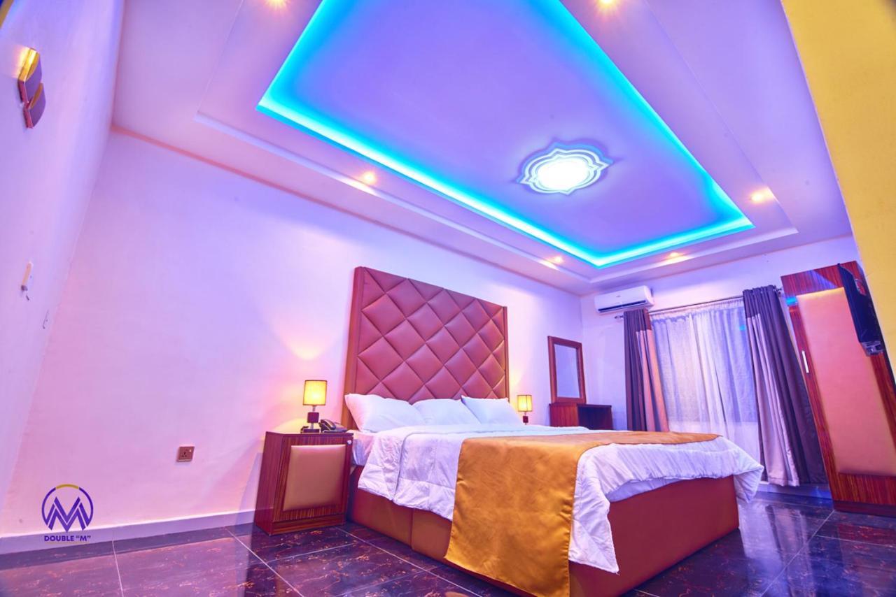 Double M Exquisite Suites And Lounge Lekki Ogombo Zewnętrze zdjęcie