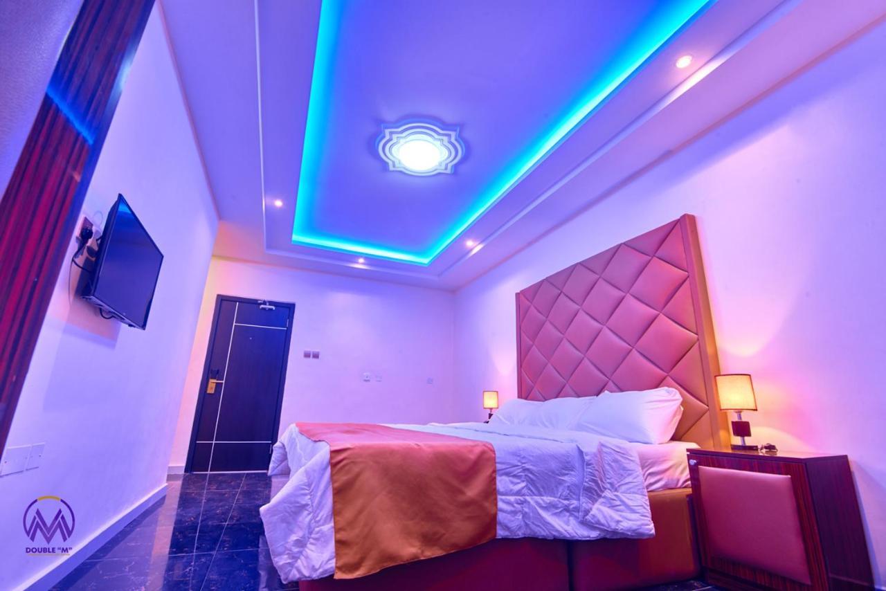 Double M Exquisite Suites And Lounge Lekki Ogombo Zewnętrze zdjęcie